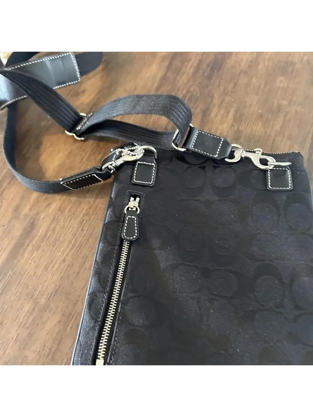 Coach Crossbody - Picture 3 of 3